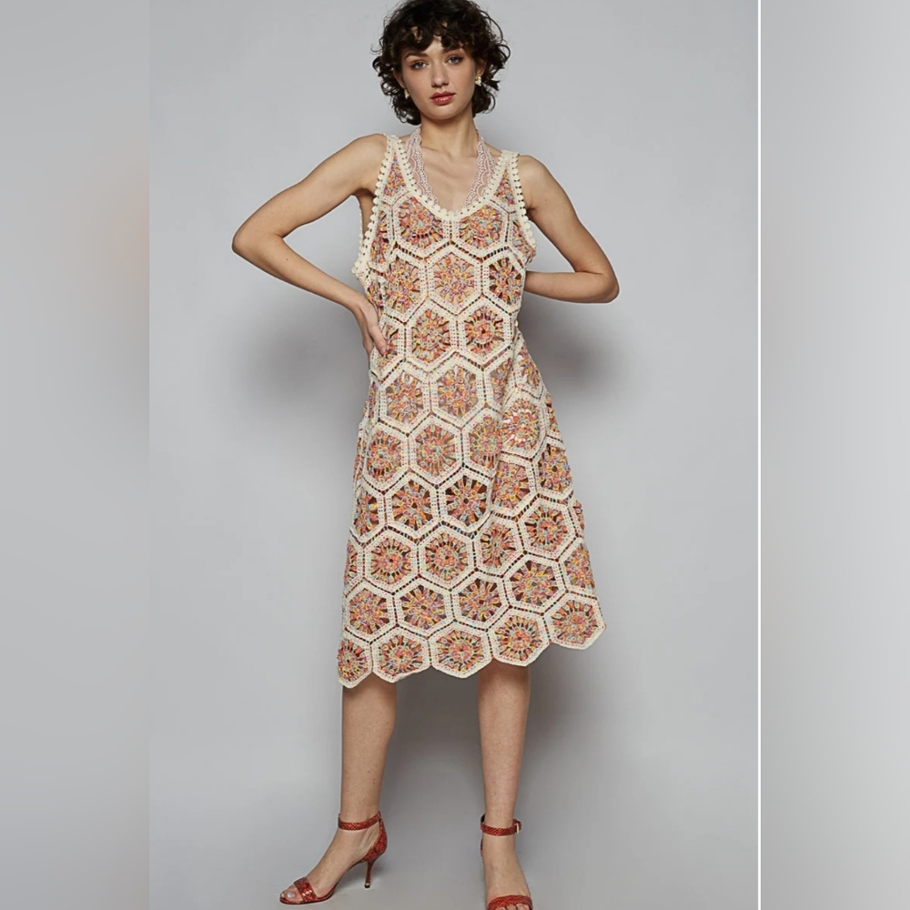 POL Cream and Orange Hexagon Pattern Dress